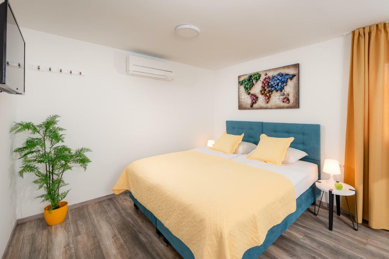 Rooms L17 Split Extérieur photo